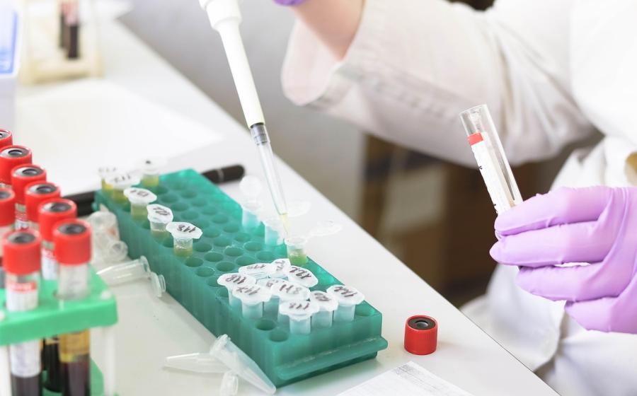 Výzkumná laboratoř, autor obrázku Tatiana, zdroj Pixabay.com