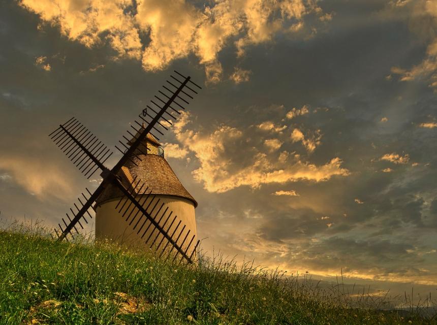 Větrný mlýn, zdroj obrázku Pixabay.com