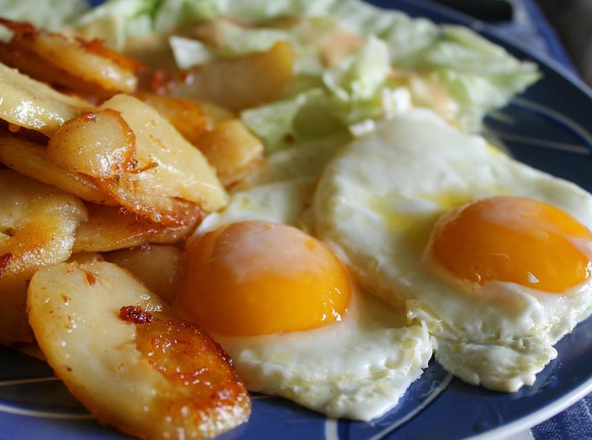 Tučné jídlo, zdroj obrázku Pixabay.com