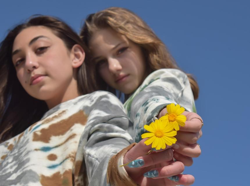Teenagerky, autor obrázku Dimitris Vetsikas, zdroj Pixabay.com
